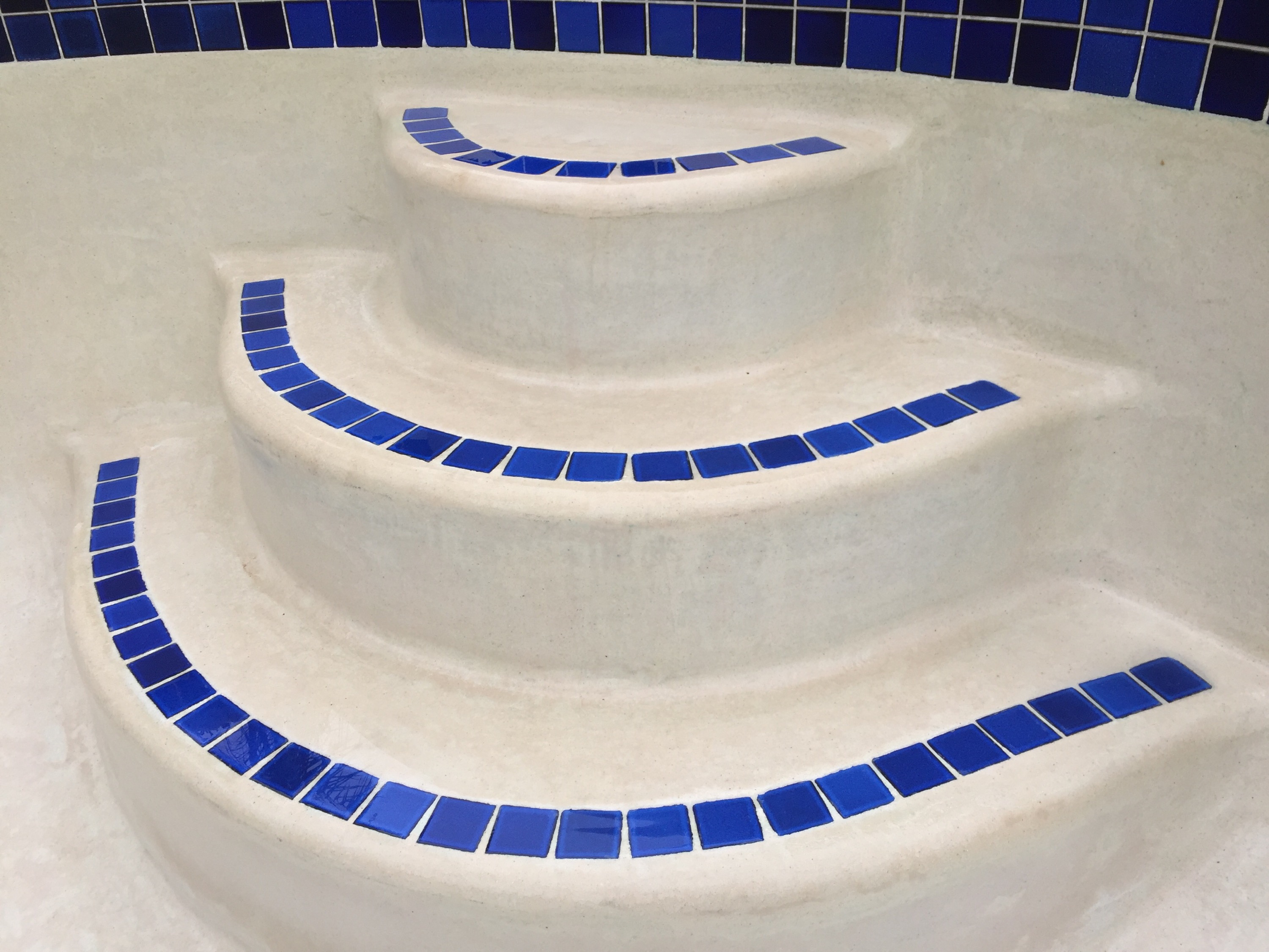 san diego pool tile cleaning